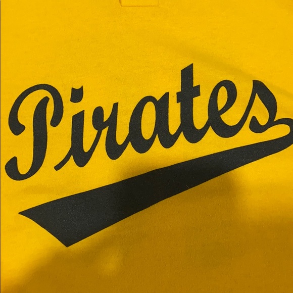 🔥VINTAGE🔥Majestic Pittsburg Pirates 2 Button Tee - Picture 2 of 6